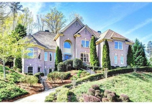 8240 Royal Troon Dr, Duluth, GA 30097