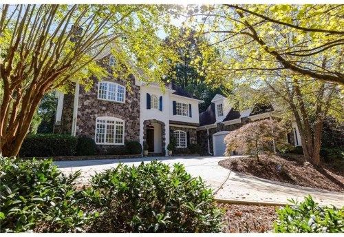 1164 Dawn View Ln NW, Atlanta, GA 30327