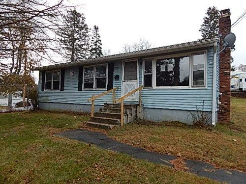 245 Bryant St, Athol, MA 01331