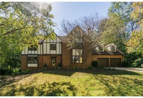 3335 Trails End Rd, Roswell, GA 30075