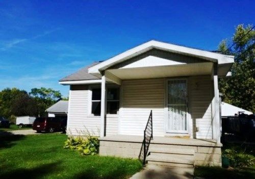 1712 Reo Rd, Lansing, MI 48910