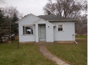1619 E Caro Rd, Caro, MI 48723