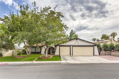6221 Cedarbrook Drive, Las Vegas, NV 89146
