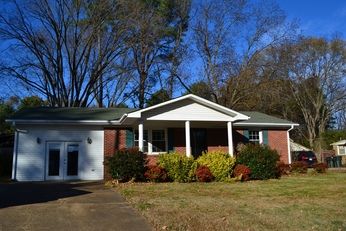 208 E Union St, Gleason, TN 38229