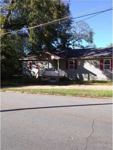 109 Quincy Ave, Griffin, GA 30223