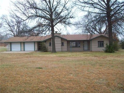 205 S Flormable St, Ponca City, OK 74601