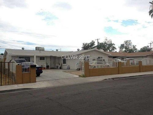 5821 Pebble Beach Boulevard, Las Vegas, NV 89108