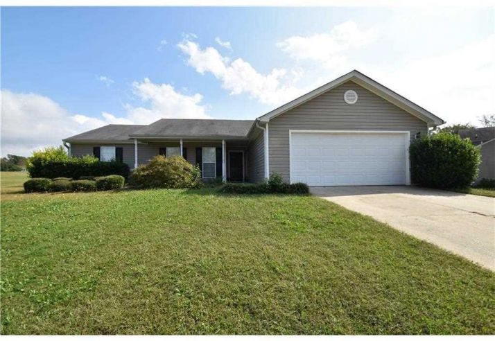 485 Raymond Dr, Winder, GA 30680