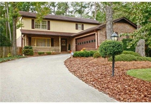 1130 Banbury Cross, Avondale Estates, GA 30002