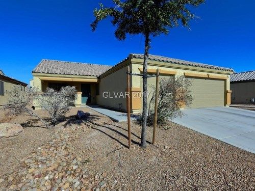 1212 El Campo Grande Avenue, North Las Vegas, NV 89081