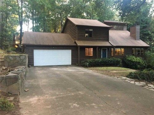 2354 Forest Green Dr, Marietta, GA 30062
