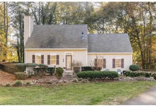255 Park Bridge Ln, Roswell, GA 30075