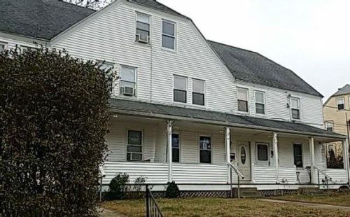 13 Overlook Street, Whitinsville, MA 01588