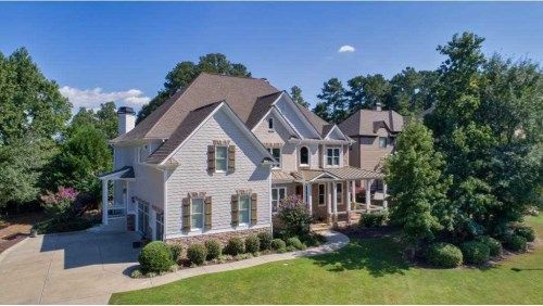 820 Southers Plantation Ln, Suwanee, GA 30024