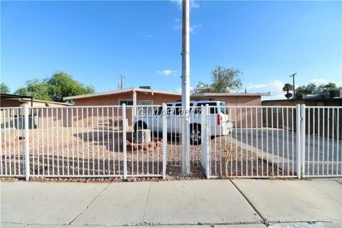 2833 Emmons Avenue, North Las Vegas, NV 89030