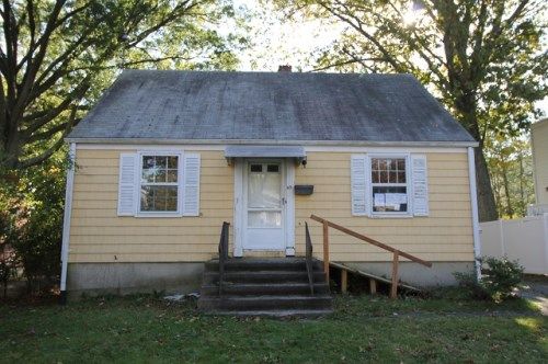 45 Crane Street, Fairfield, CT 06825