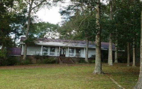 30 Maskew Dr, Moselle, MS 39459