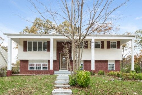 7 W Virginia Ave, Jackson, NJ 08527