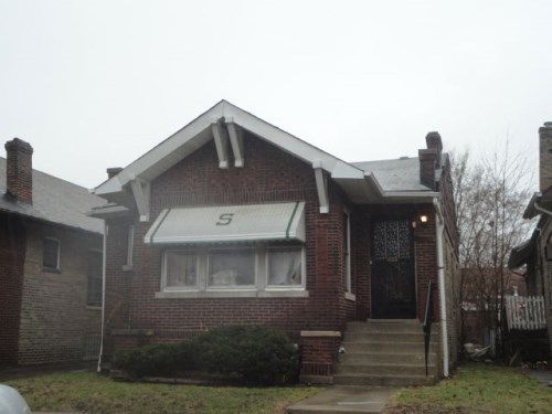 7414 South Bennett Ave, Chicago, IL 60649