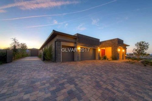 571 Trenier Drive, Henderson, NV 89002