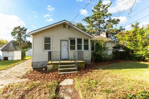 125 Geneva Ave, Villas, NJ 08251