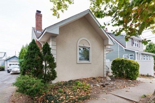 82 Boyle Ave, Totowa, NJ 07512