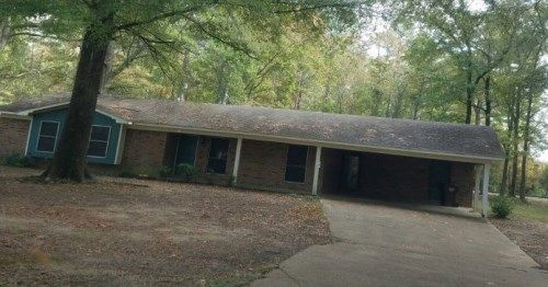 100 Thomas St, Amory, MS 38821