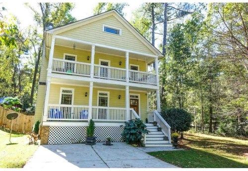 2837 White Oak Dr, Decatur, GA 30032