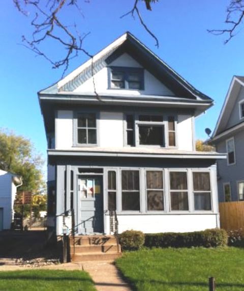 43 Winter St W, Saint Paul, MN 55103