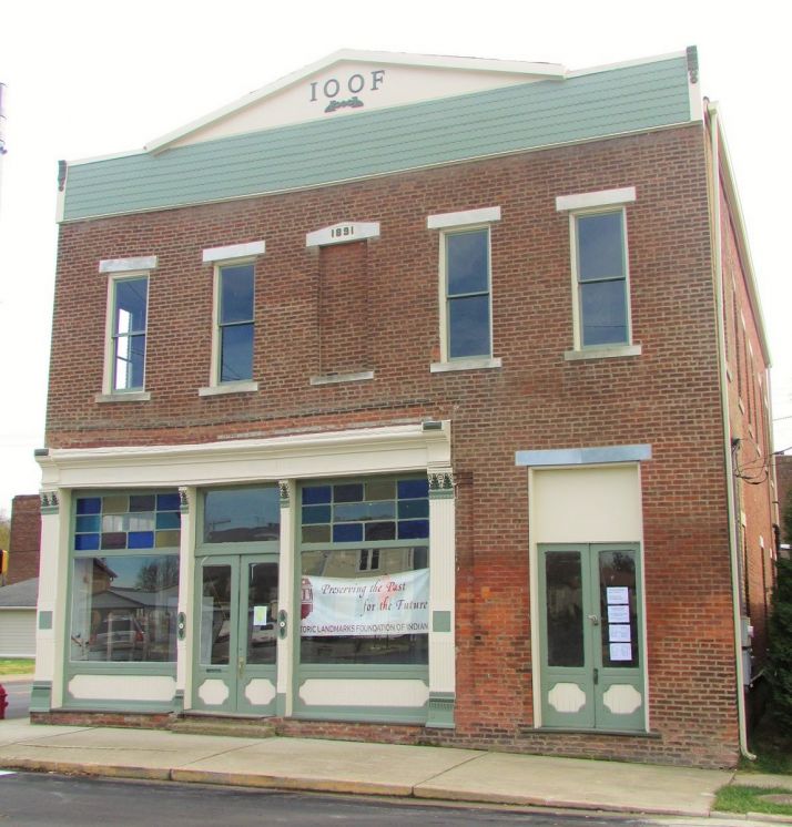 121 E Howard St, Crothersville, IN 47229