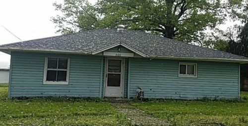 505 N Garfield St, Oblong, IL 62449