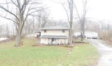 6162 Blackhawk Rd Cherry Valley, IL 61016