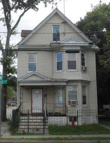 318 Grove St, Newark, NJ 07103