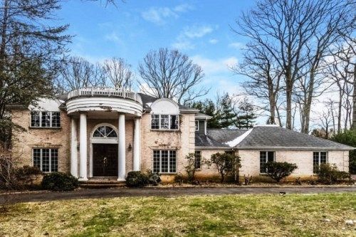 15 Deep Hollow Dr, Rumson, NJ 07760