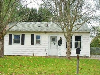 519 N Adams St, Lincoln, IL 62656