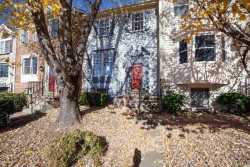 7116 Gardenview Ct, Curtis Bay, MD 21226