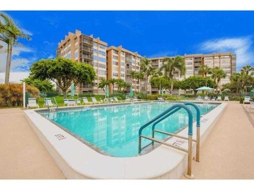 1200 Saint Charles Pl # L12, Hollywood, FL 33026