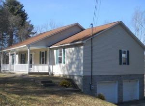 130 Longwood St, Beckley, WV 25801