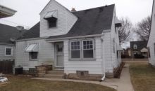 2921 N 77th St Milwaukee, WI 53222