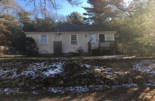 23 Buzzards Bay Dr, Plymouth, MA 02360