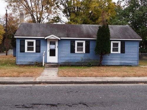 36 Morningside Dr, Pennsville, NJ 08070