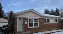 33642 Pierce St Garden City, MI 48135