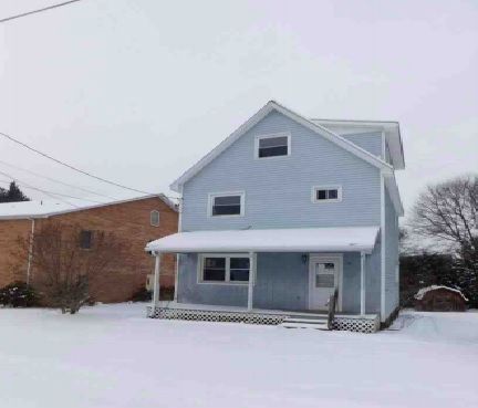 31 Pickering St, Sheffield, PA 16347