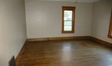 13 S 2nd St Divernon, IL 62530
