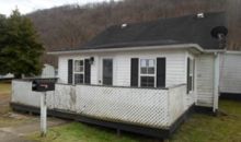 978 Riverside Dr Prestonsburg, KY 41653