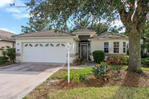 2130 Rio Nuevo Dr, North Fort Myers, FL 33917