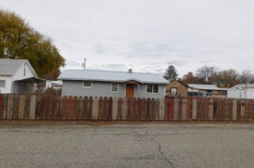 910 E 3rd St, Emmett, ID 83617