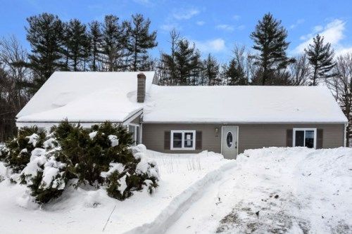 26 Bear Hill Rd, Newton, NH 03858