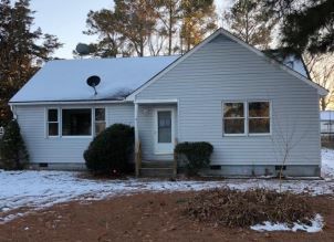 1102 Blackstone Ave, Hopewell, VA 23860