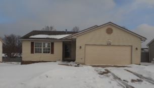 4120 Balmoral Dr, Lansing, MI 48911